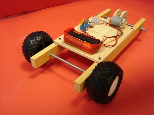 Coche eléctrico 4