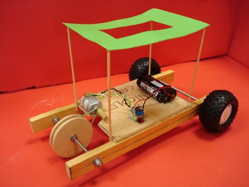 Coche eléctrico 4